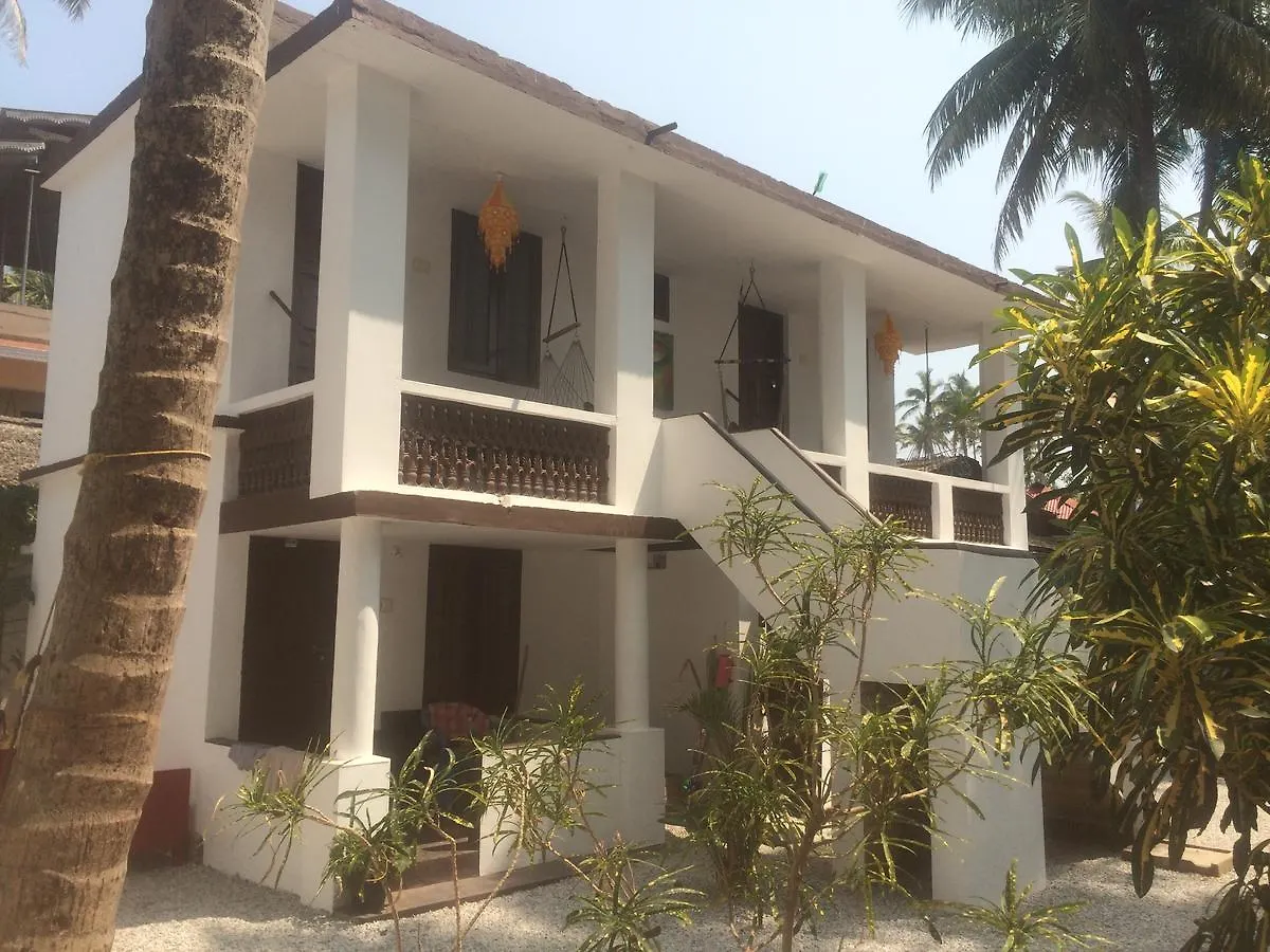 Mad About Coco Yoga & Beach Retreat Varkala 2*,